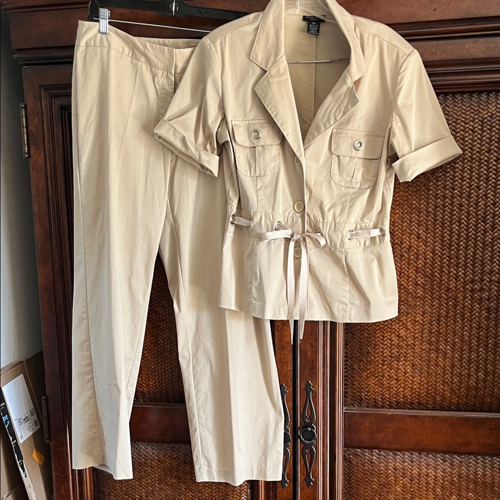 Courtenay Beige Short-Sleeve Jacket & Pants Set